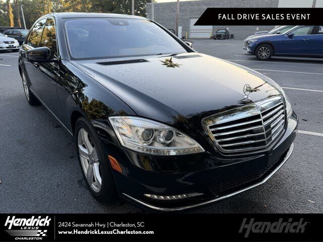 2013 MERCEDES-BENZ S-Class