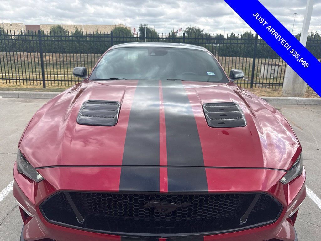 2022 FORD Mustang