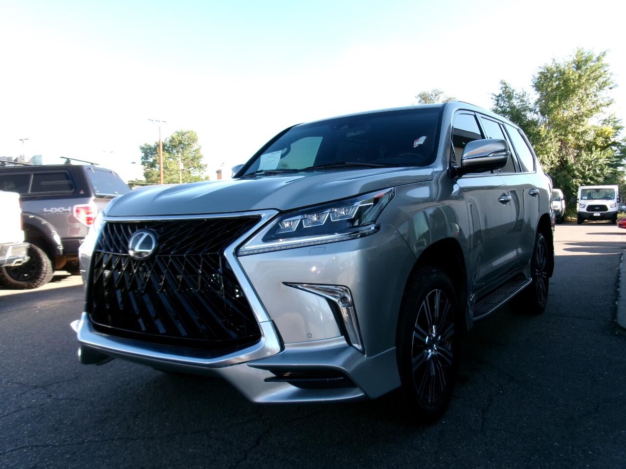 2020 LEXUS LX