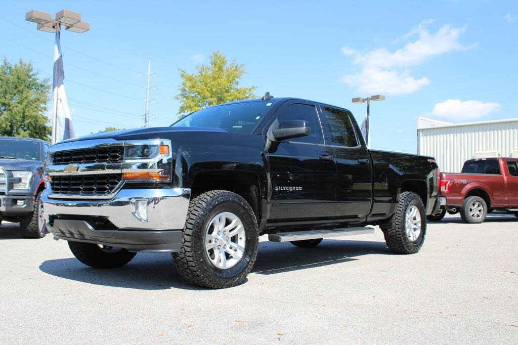 2017 CHEVROLET Silverado