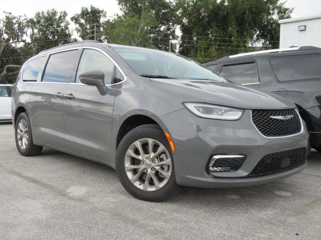 2022 CHRYSLER Pacifica