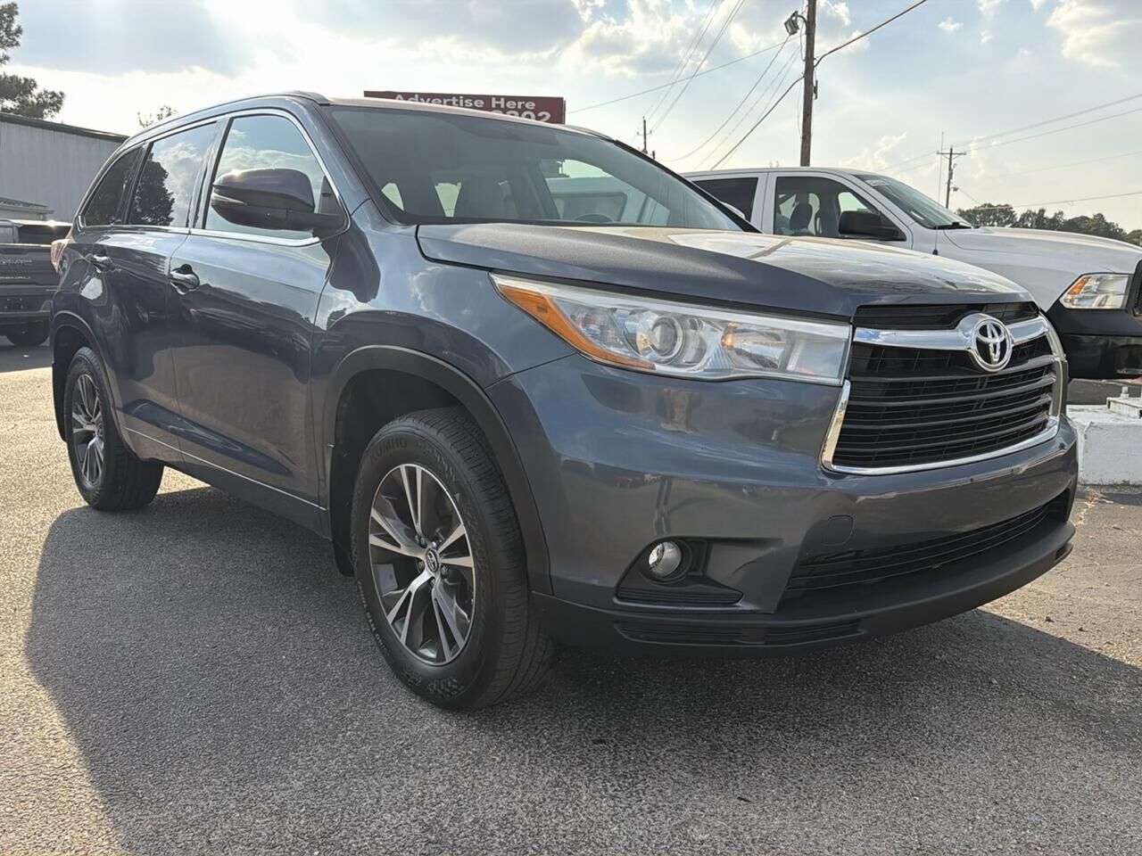 2016 TOYOTA Highlander