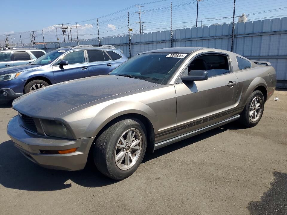 2005 FORD Mustang