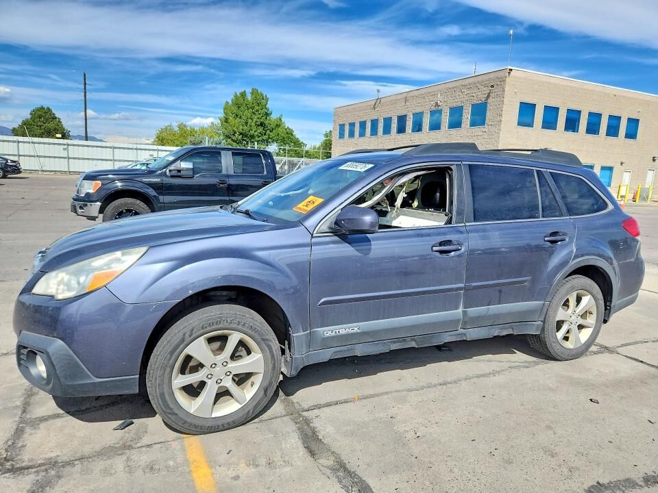 2014 SUBARU Outback