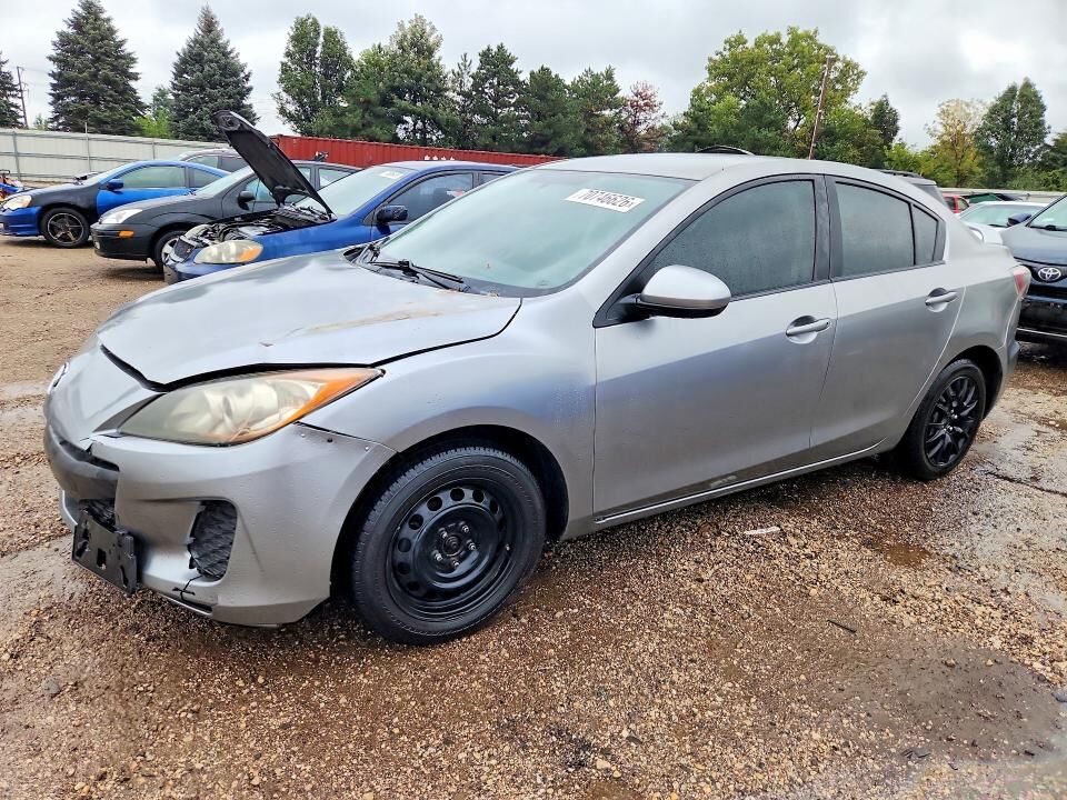 2012 MAZDA Mazda3