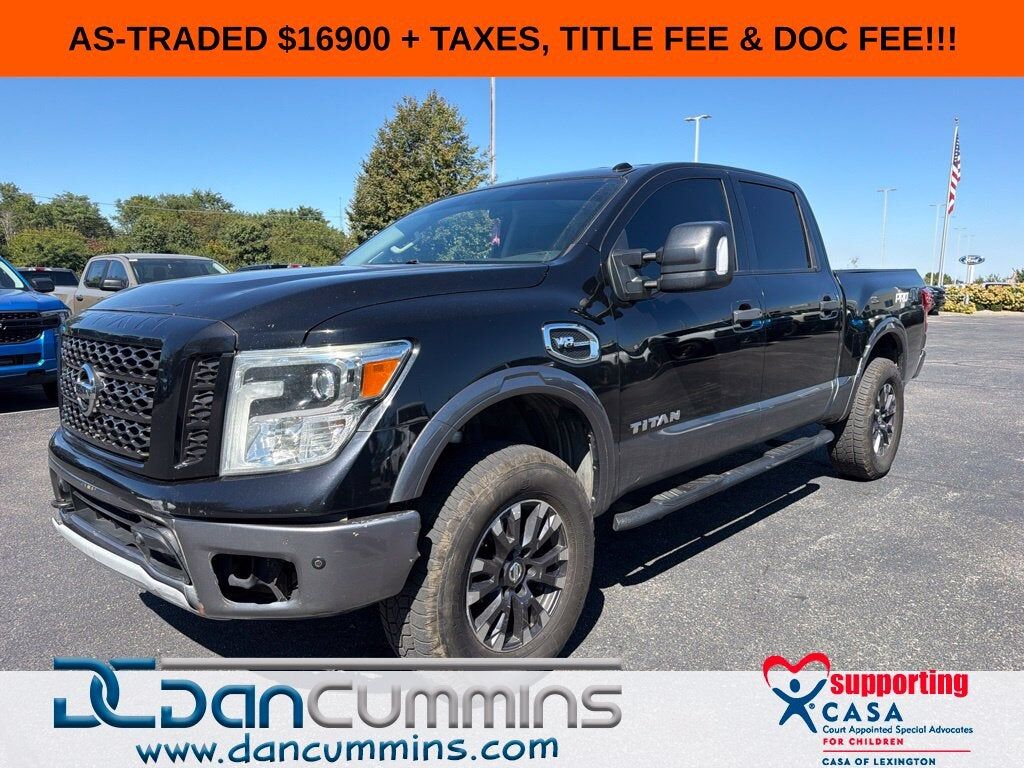 2017 NISSAN Titan