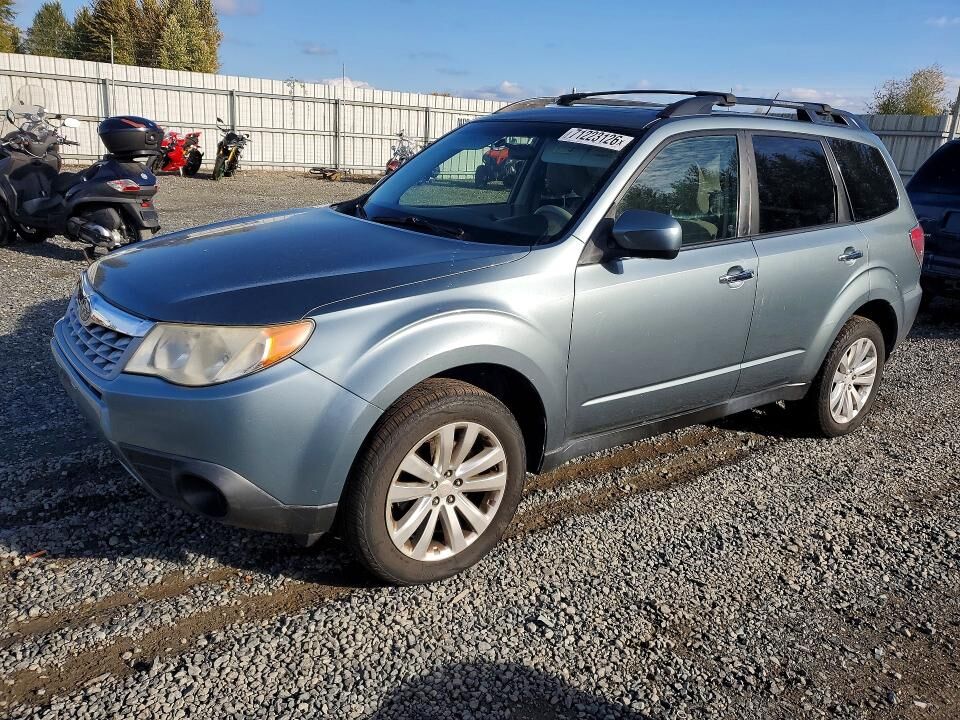 2011 SUBARU Forester