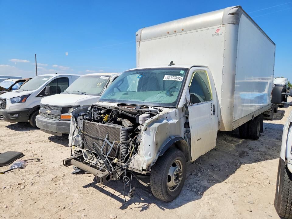 2019 CHEVROLET Express