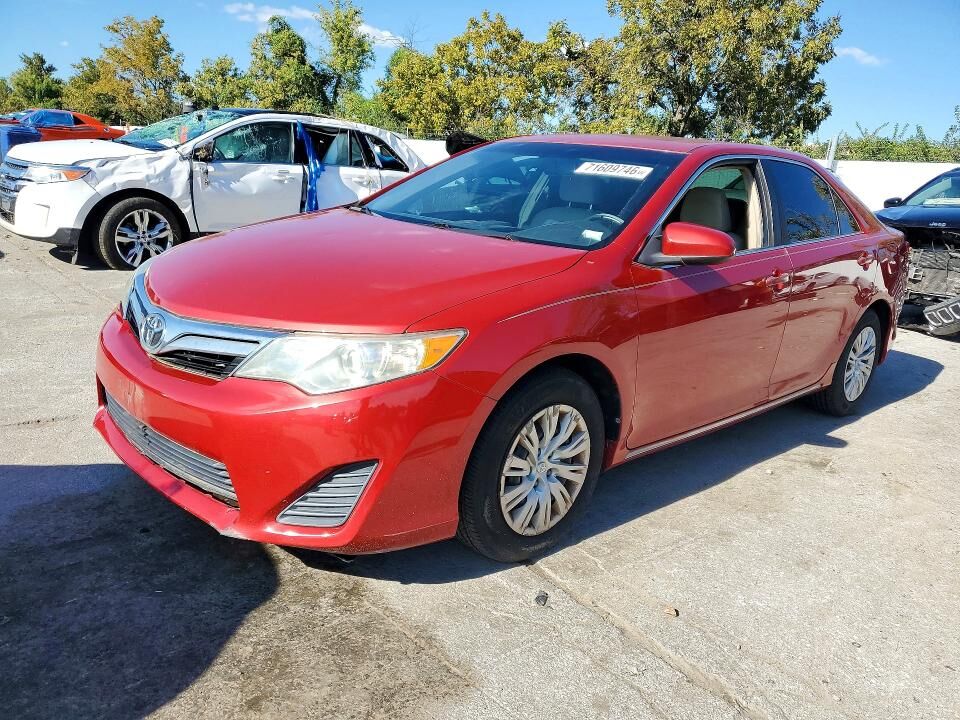 2012 TOYOTA Camry