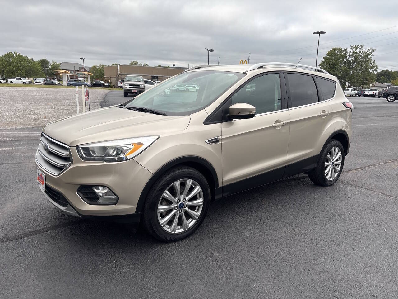 2017 FORD Escape