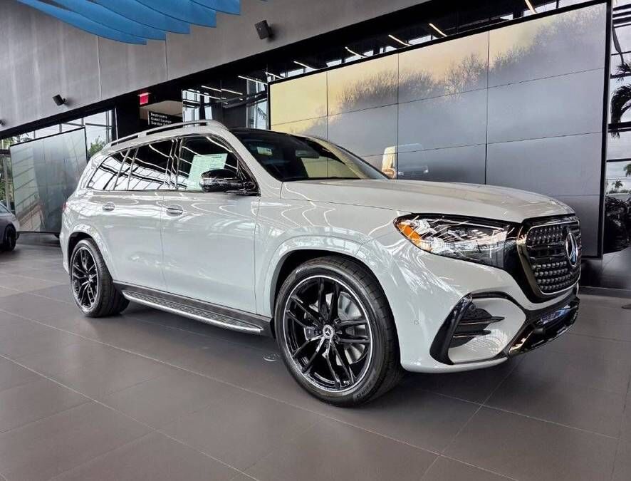 2027 MERCEDES-BENZ GLS-Class