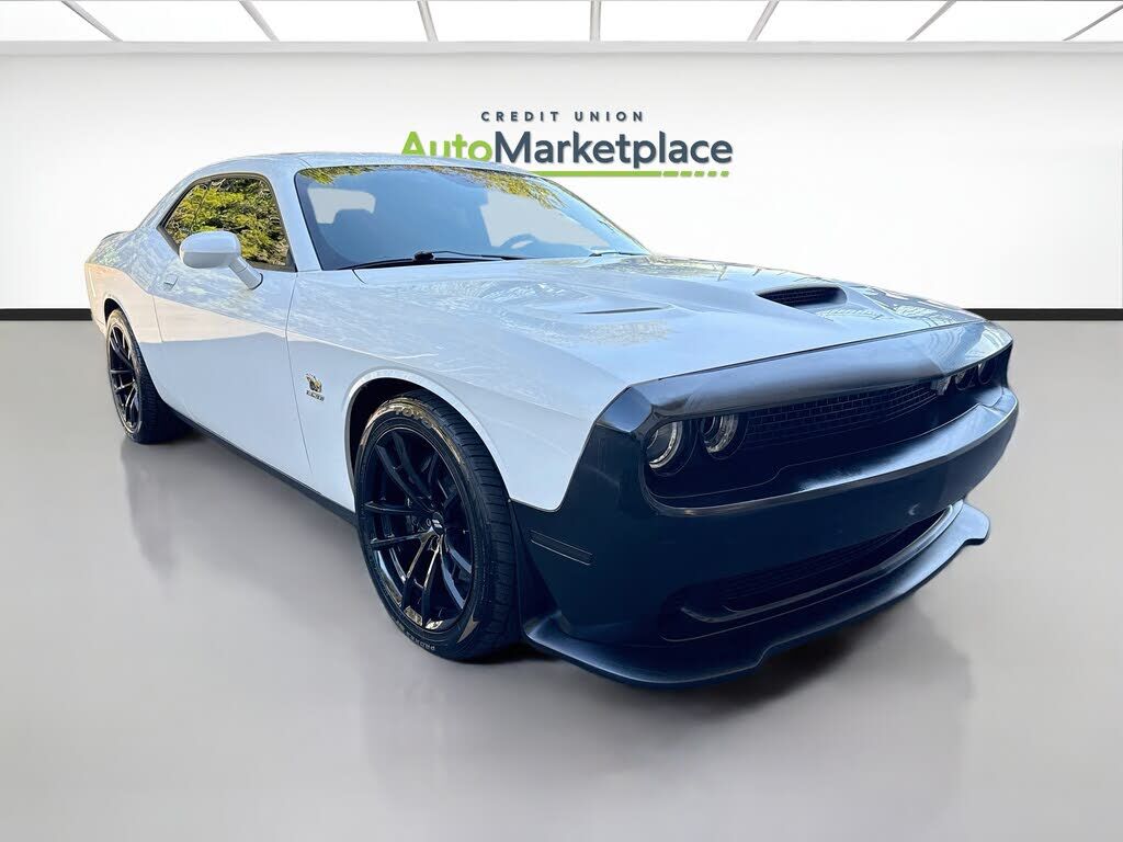 2021 DODGE Challenger