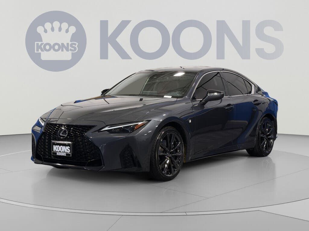 2023 LEXUS IS