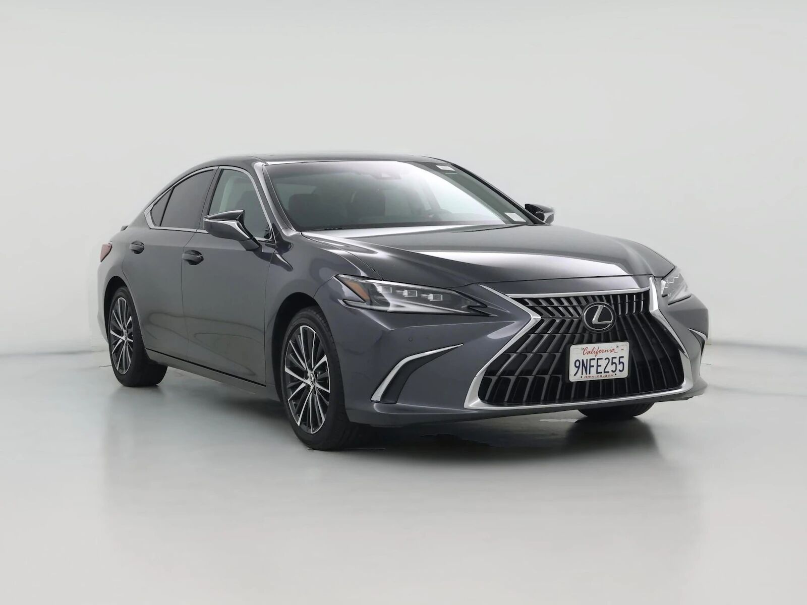 2024 LEXUS ES