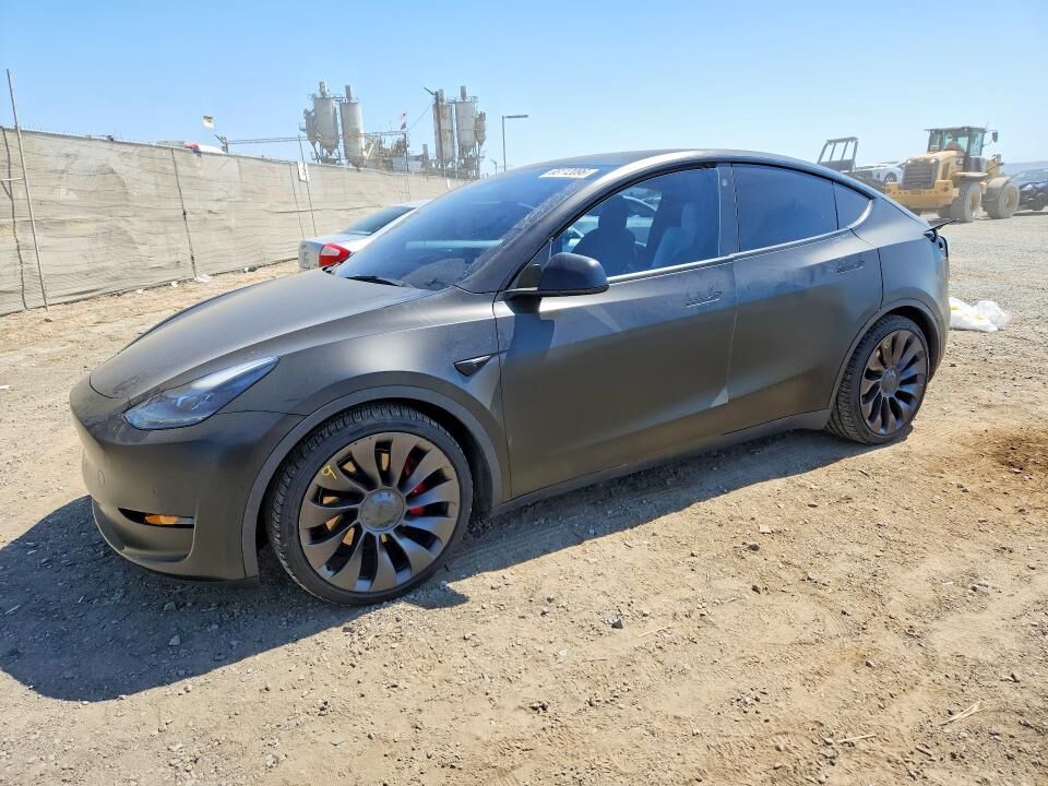 2021 TESLA Model Y