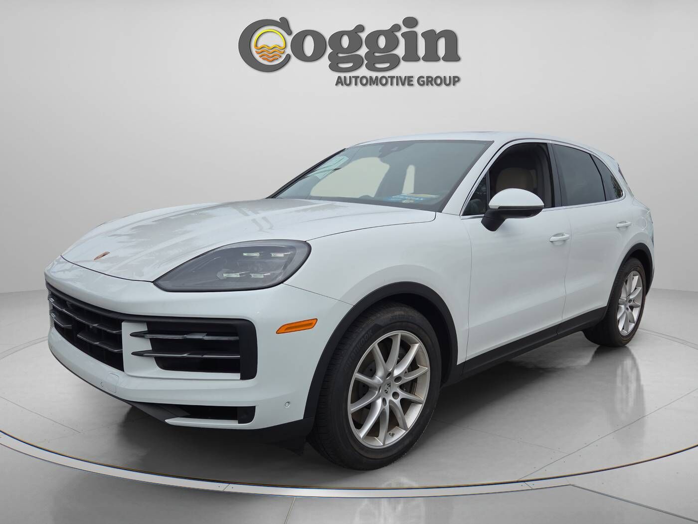 2025 PORSCHE Cayenne