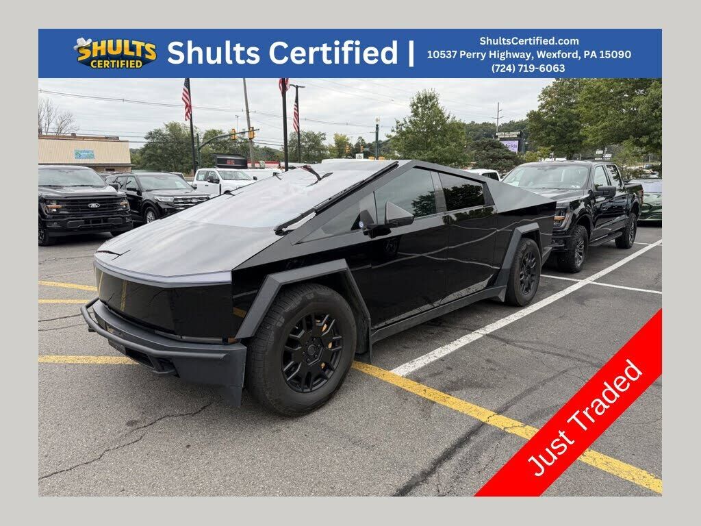 2024 TESLA Cybertruck