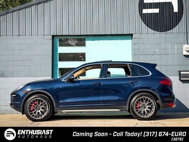 2011 PORSCHE Cayenne
