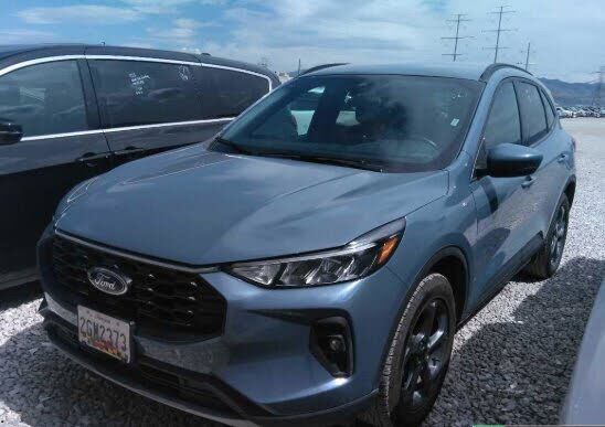 2025 FORD Escape