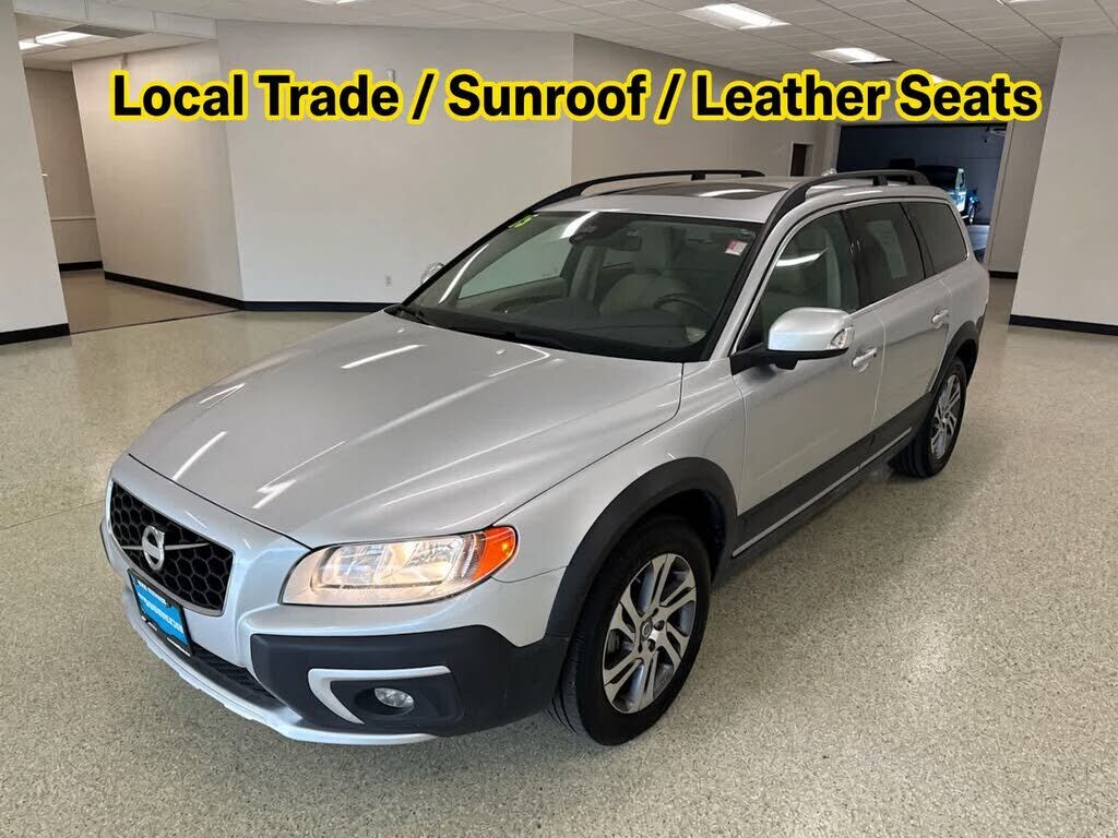 2015 VOLVO XC70