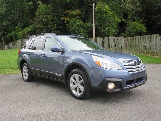 2013 SUBARU Outback
