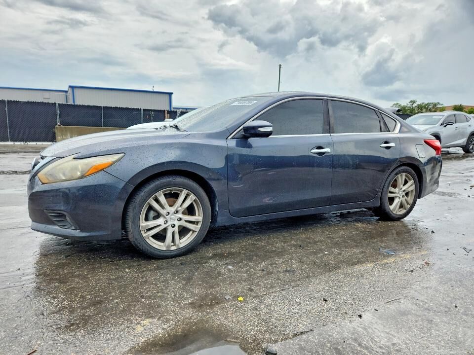 2016 NISSAN Altima