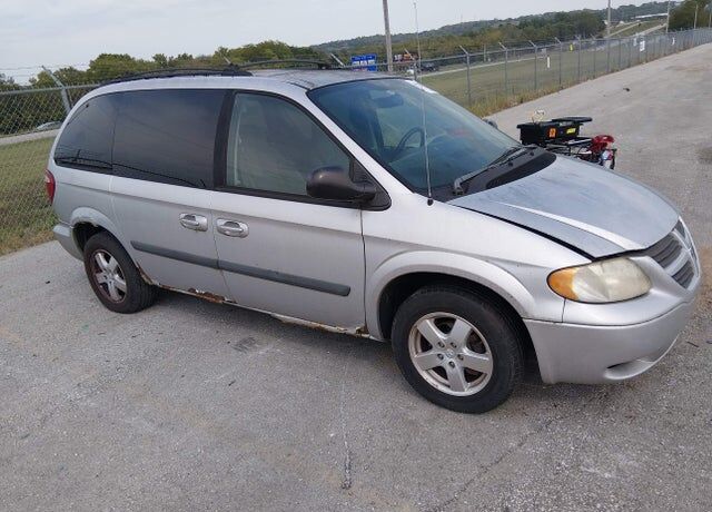 2005 DODGE Caravan