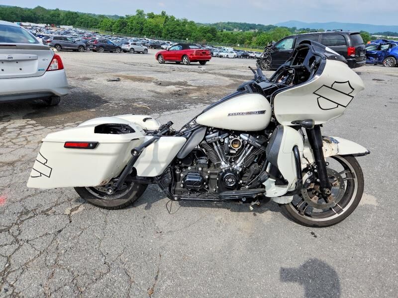 2018 HARLEY DAVIDSON FLTRXS / Road Glide Special