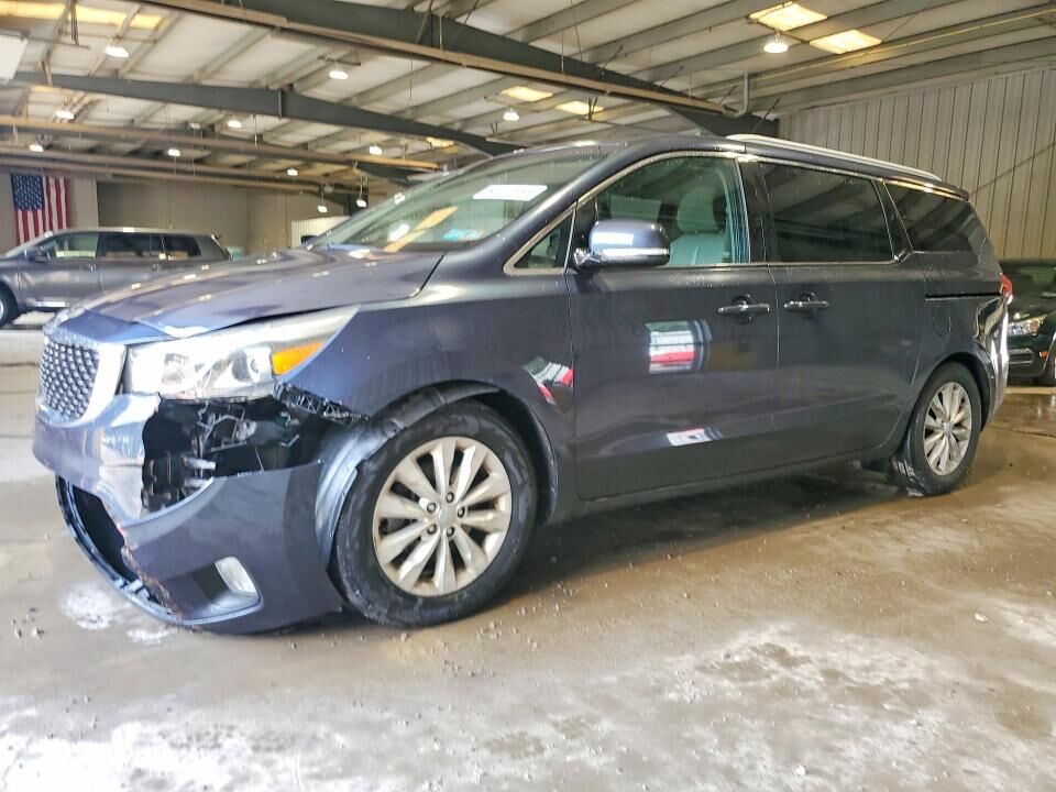 2015 KIA Sedona