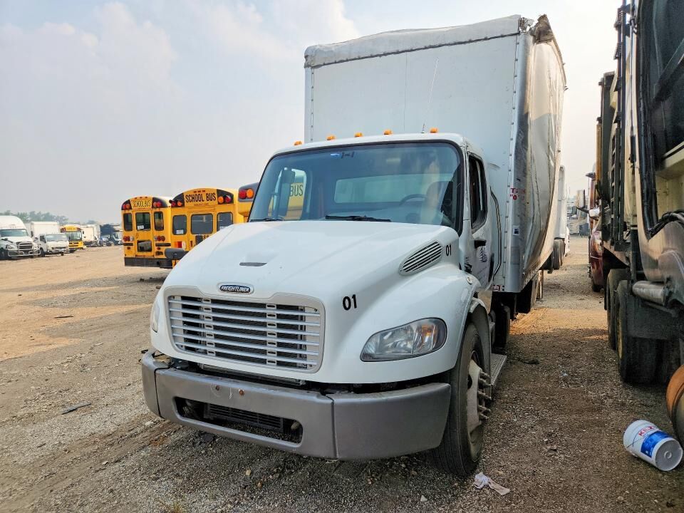 2017 FREIGHTLINER M2