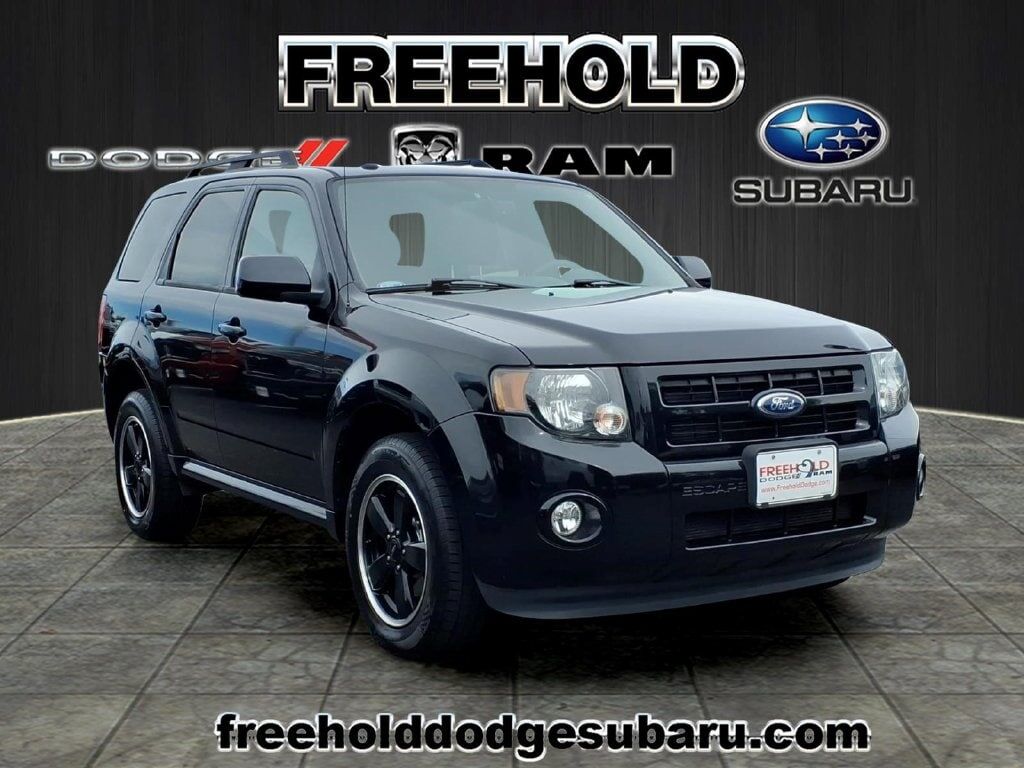 2011 FORD Escape
