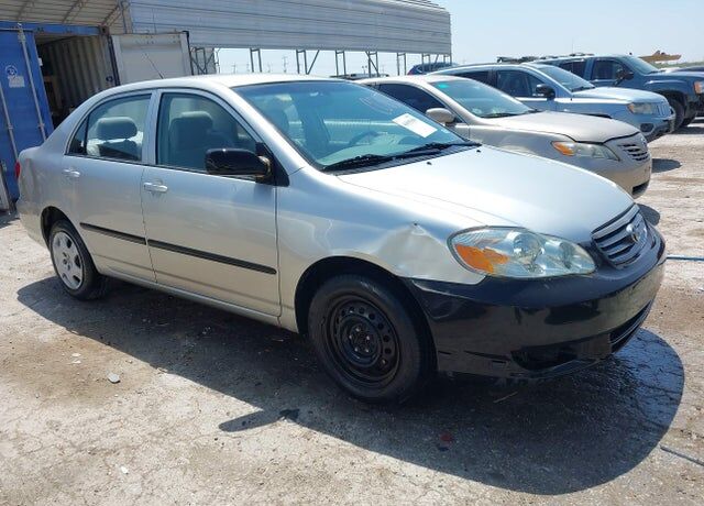 2004 TOYOTA Corolla