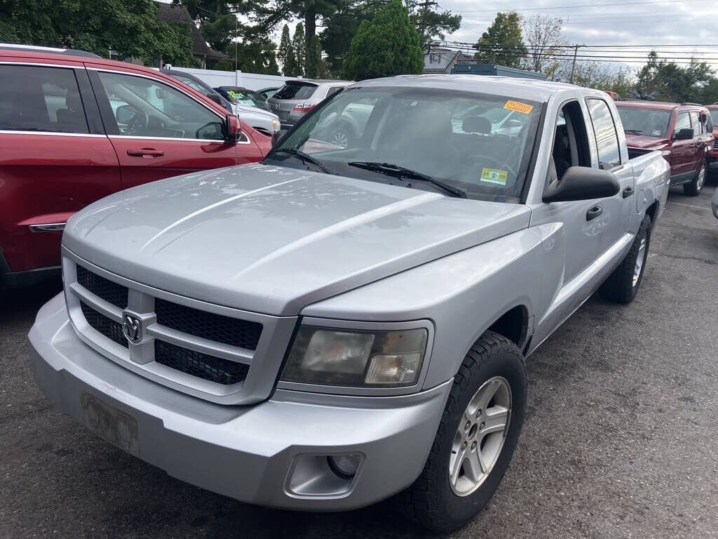 2011 DODGE Dakota