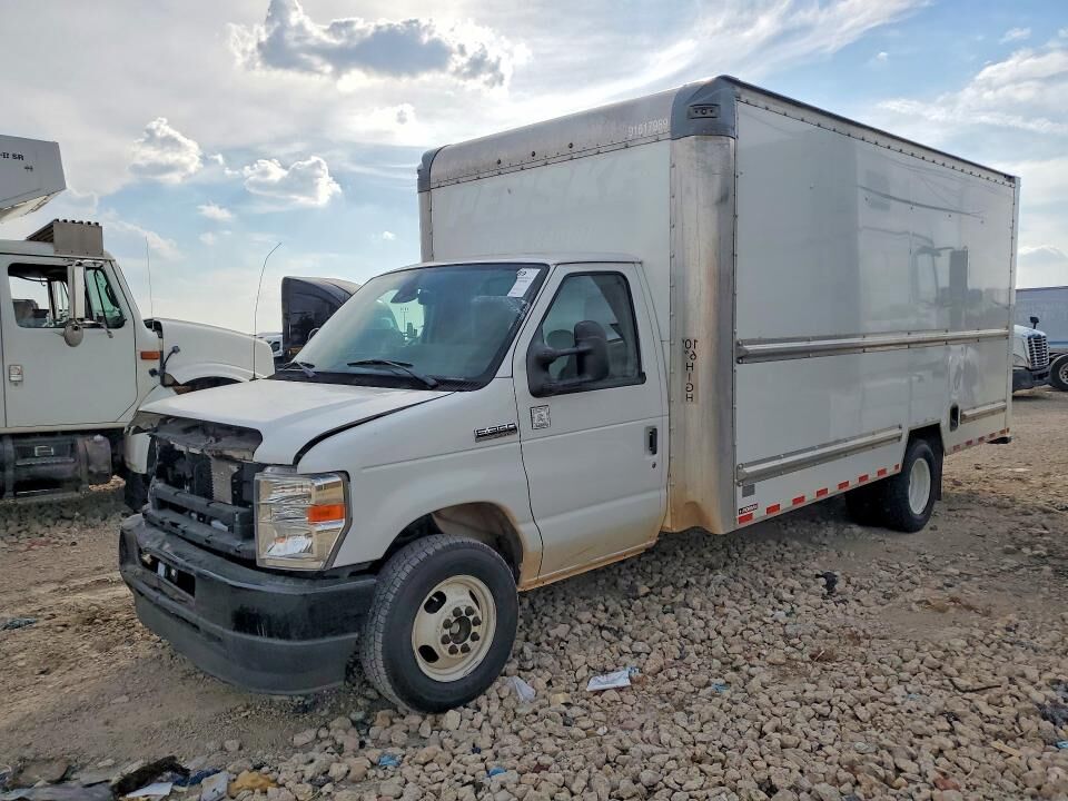 2021 FORD E-350