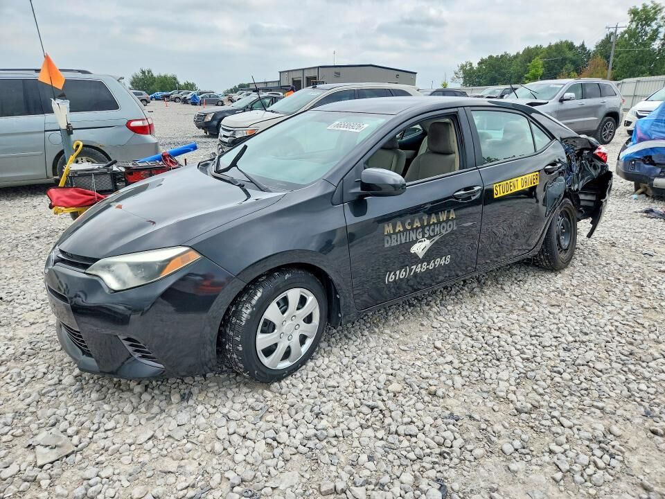 2015 TOYOTA Corolla