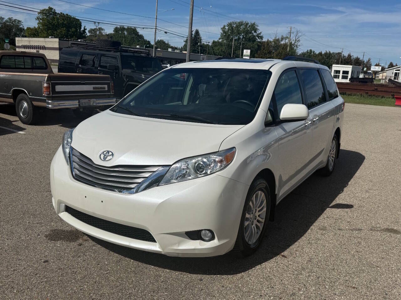 2017 TOYOTA Sienna