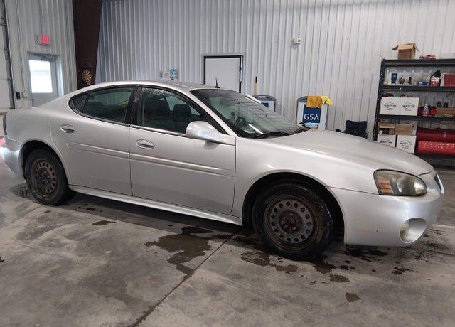 2005 PONTIAC Grand Prix