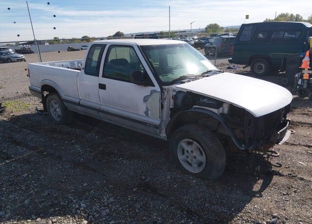 1995 CHEVROLET S-10 Pickup