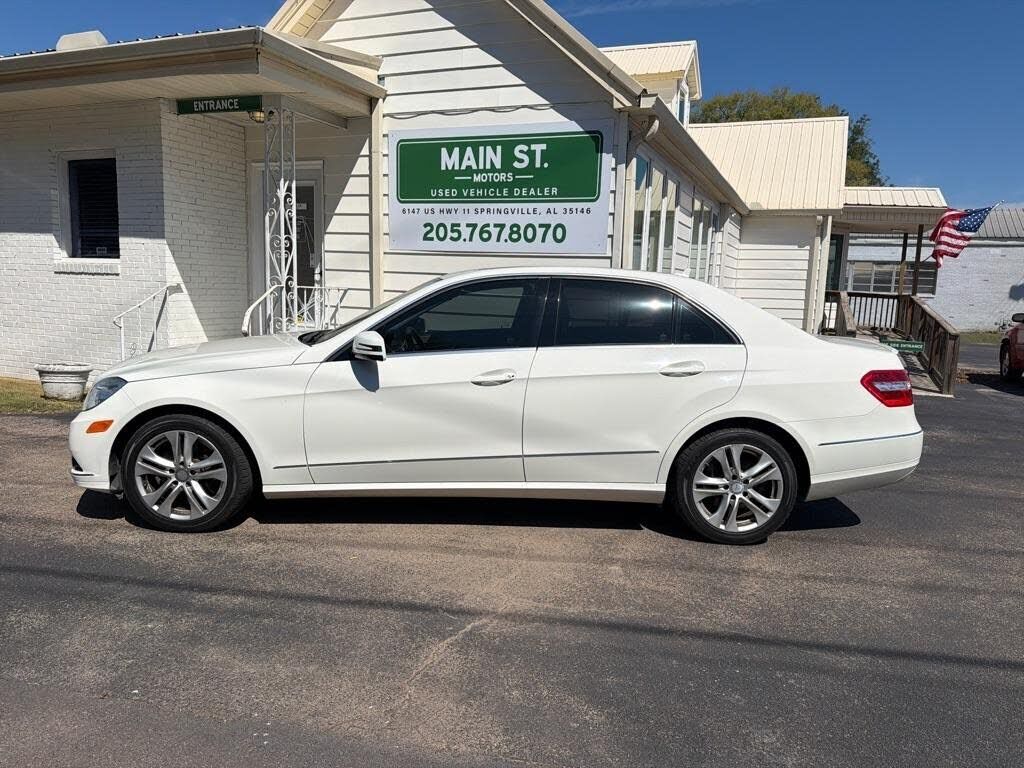 2011 MERCEDES-BENZ E-Class