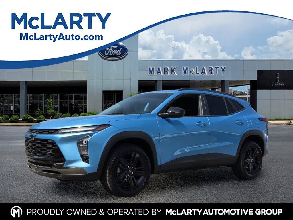 2025 CHEVROLET Trax