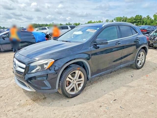 2016 MERCEDES-BENZ GLA-Class