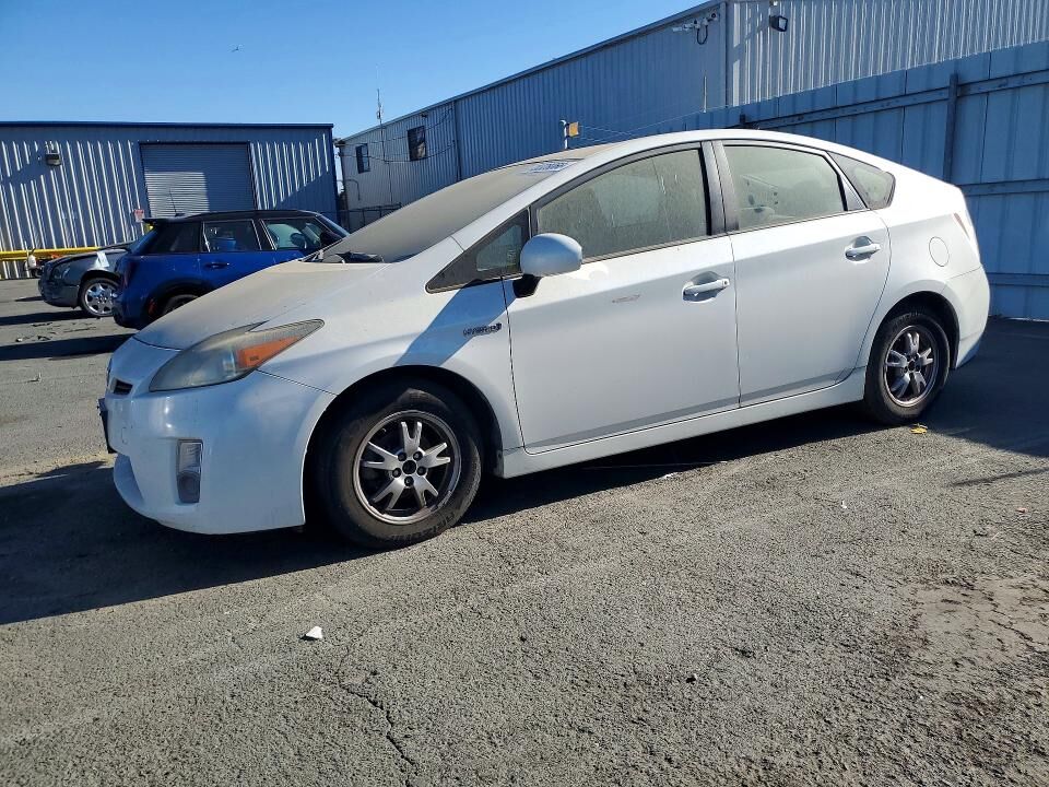 2011 TOYOTA PRIUS