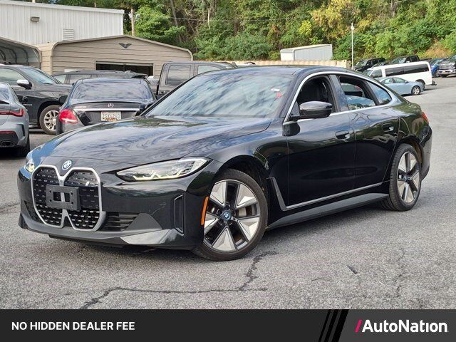 2024 BMW i4