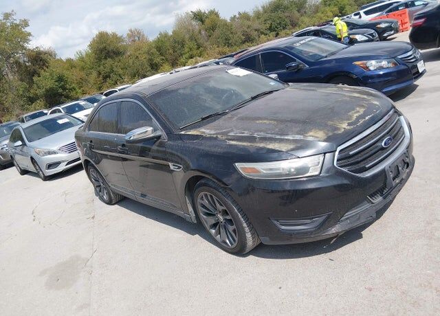 2013 FORD Taurus