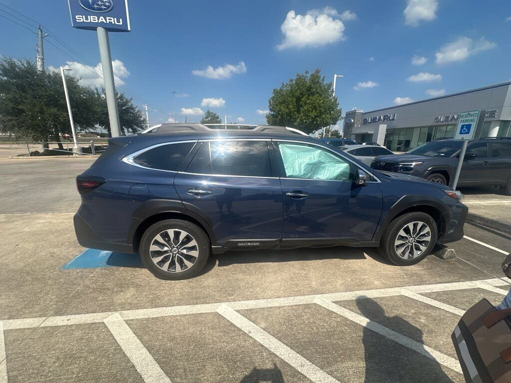 2023 SUBARU Outback