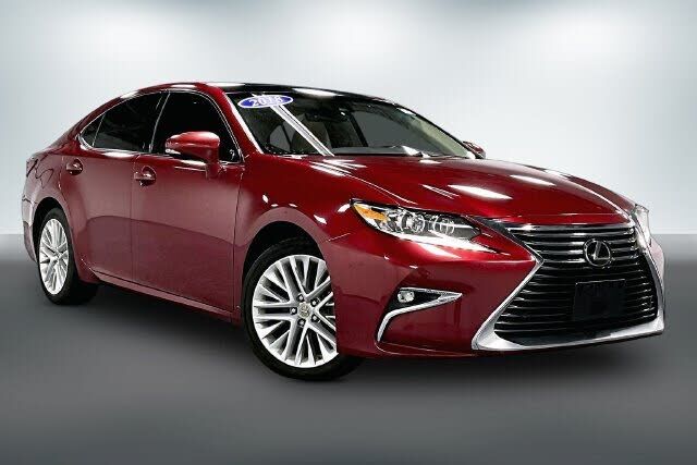 2018 LEXUS ES