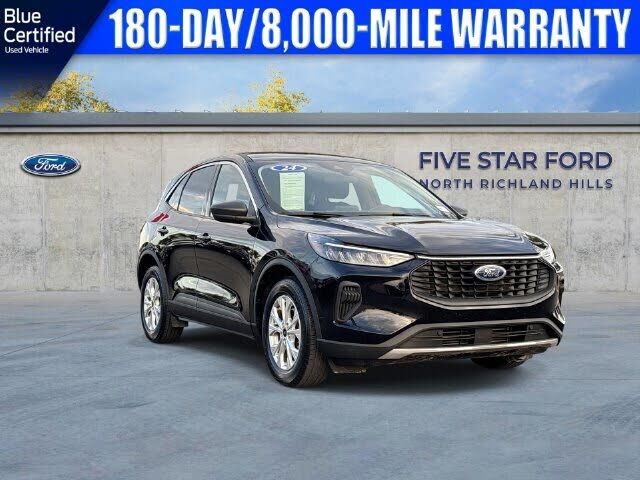 2024 FORD Escape