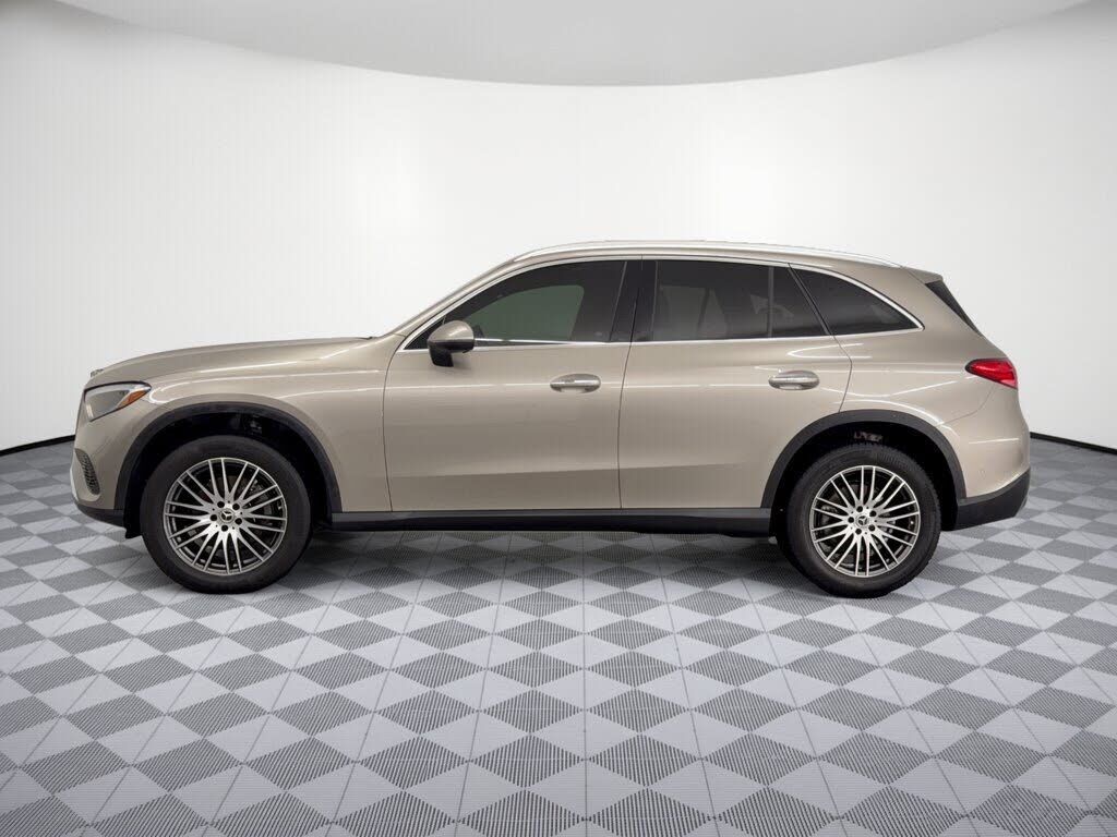 2023 Mercedes-Benz GLC-Class