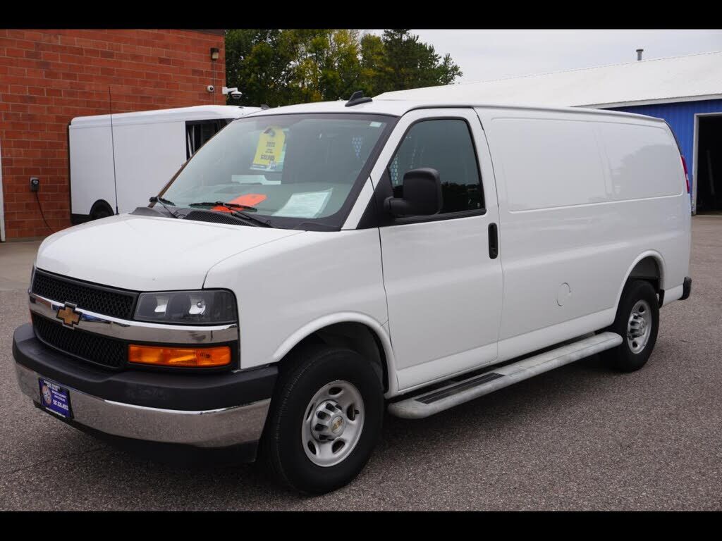 2025 CHEVROLET Express