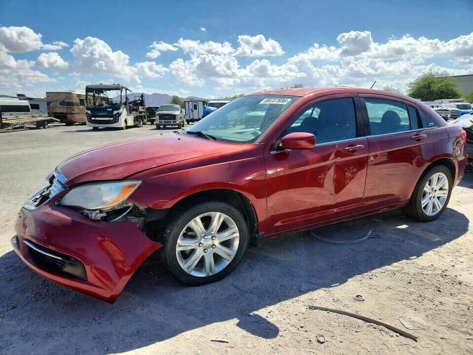 2013 CHRYSLER 200